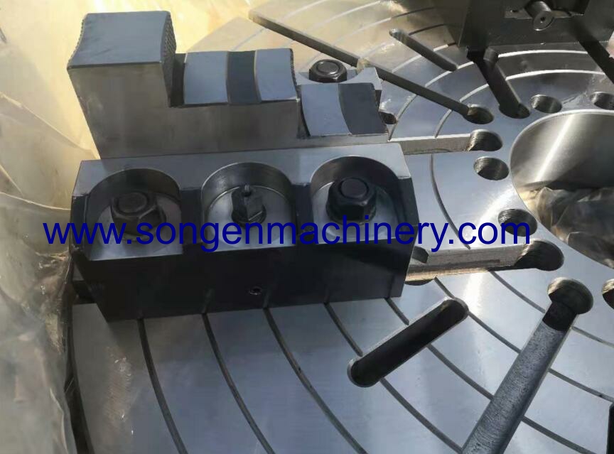 OD 1250mm heavy duty chuck.jpg